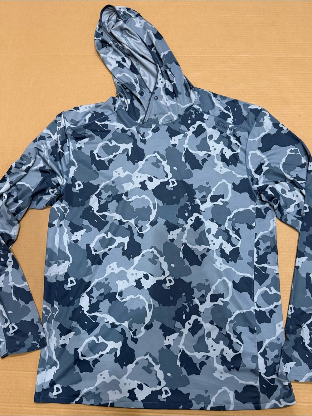 Simms Blue Camo Hooded Long-Sleeve Pullover Size M - Picture 2 of 9